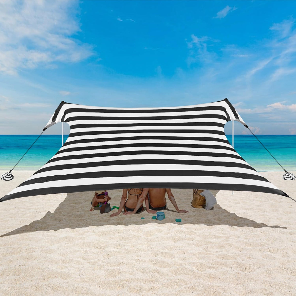 Strandüberdachung 3 x 3 m - UPF 50 Plus Sonnenschutz aus Polyester - Sandsäcke Stangen Heringe und Windseile - schwarzes Outdoor Shelter für Camping Picknick Angeln