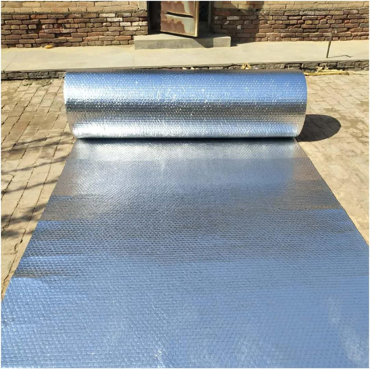 Reflektierende Luftpolsterfolie 10 mm - Isolierung und Strahlungsbarriere für Dachboden - Rolle 1 x 6 m für 6 Quadratmeter Fläche - Mehrschichtige Dämmfolie für Innenausbau