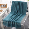 Baumwoll Strandtuch 70 x 140 cm - weich und saugfähig für Erwachsene - einfarbiges Badetuch Variante C - großes Handtuch für Zuhause Strand und Badezimmer
